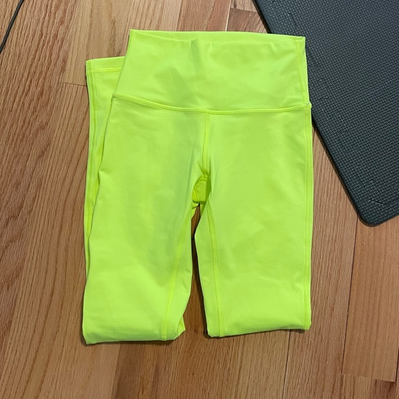 Lululemon bright yellow wunder under leggings - Picture 1 of 4